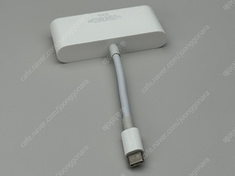 Apple 정품 멀티포트 어댑터 (USB-c to VGA)
