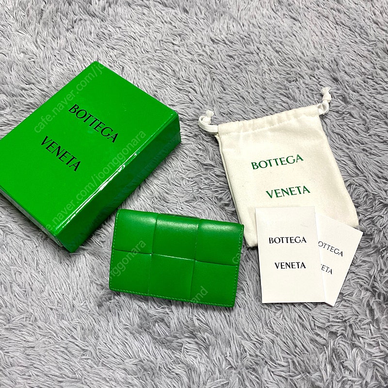정품 보테가베네타 카세트 카드지갑 명함지갑 패러킷 풀박스