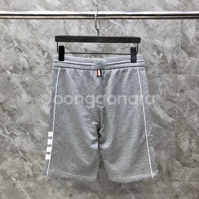 톰브라운 사선 쇼츠 밴딩 반바지 2칼라--2