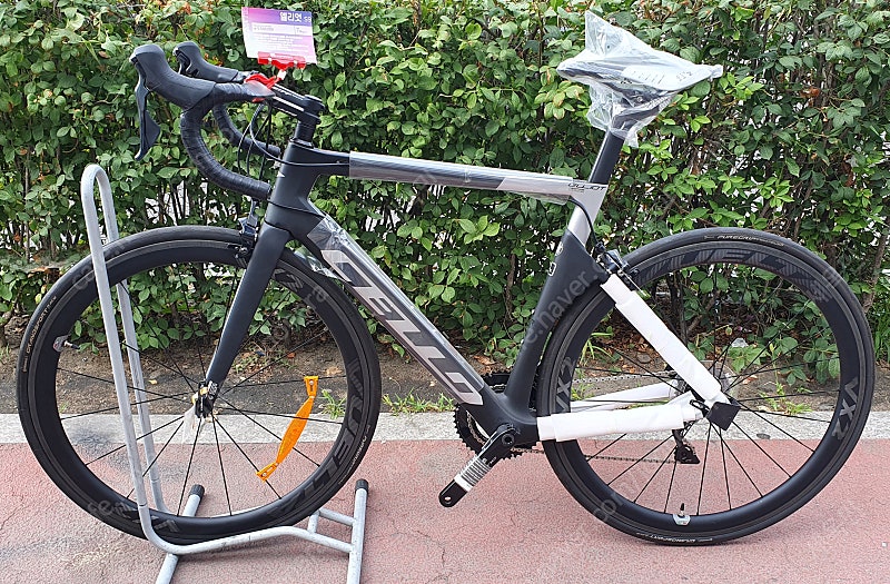 첼로 엘리엇 S9 (엘리엇 D8 상위버전) 기함급(풀 듀라) 로드형 자전거 새제품