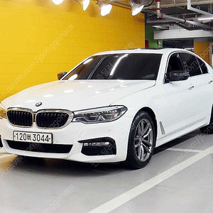 BMW5시리즈 (G30) 520d M 스포츠 플러스@중고차@할부@리스@전액할부@카드@탁송@가능합니다