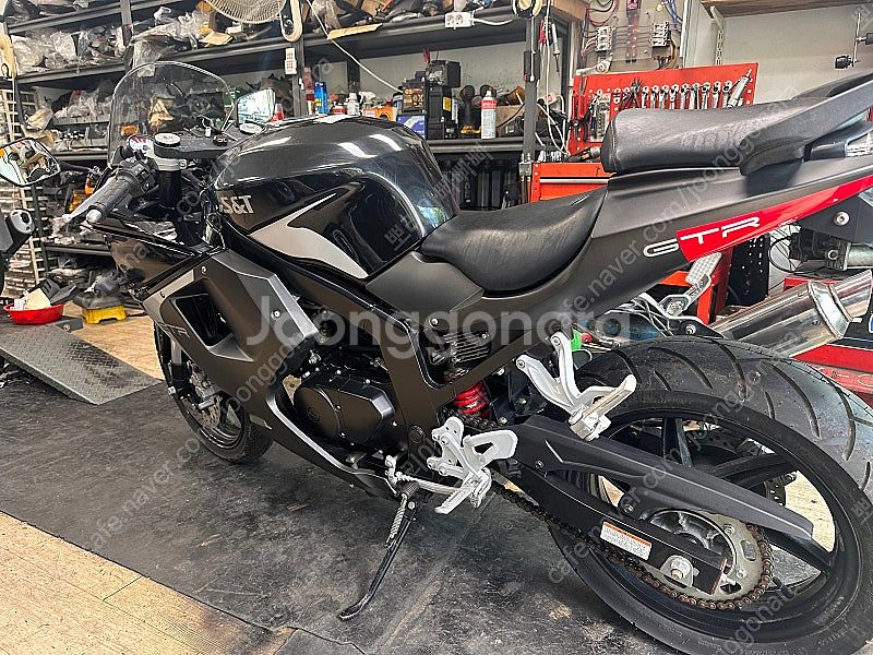 코멧 250r 14년식 신차 판매합니다--1