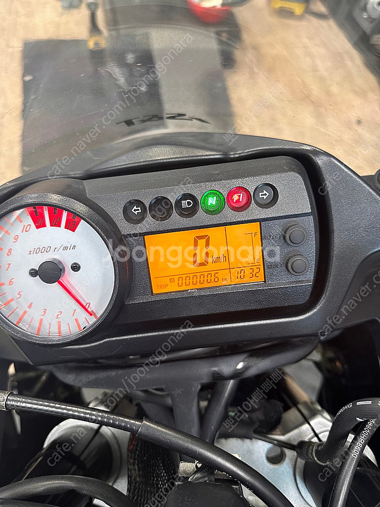 코멧 250r 14년식 신차 판매합니다--5