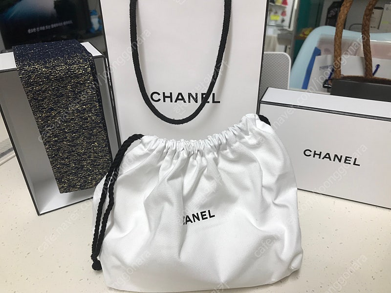 CHANEL 샤넬 쇼핑백*파우치*포장 상자