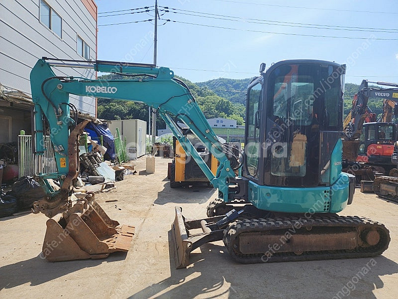 코벨코 SK35 캐빈형 2021년 2800시간 코끼리집...--0