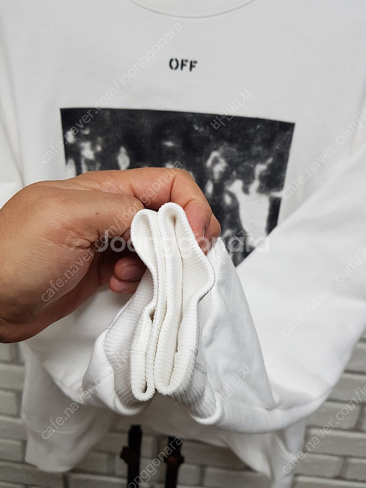 [남95~100/정품] 오프화이트 스프레이 페인팅 맨투...--2