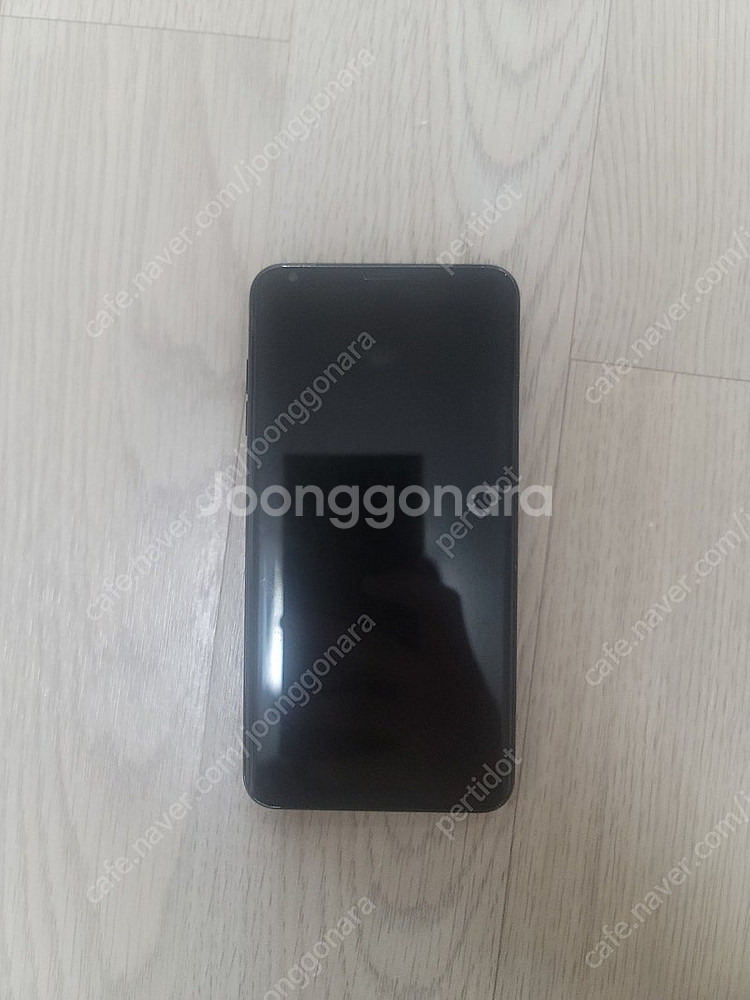 LG V30--0