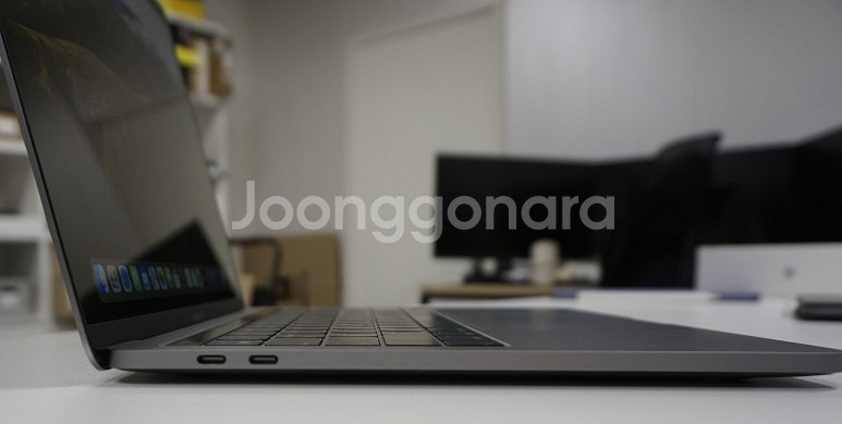 [애플] 맥북프로 2019 13인치 i5/8GB/256...--3