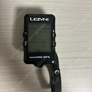 리자인 마크로 gps