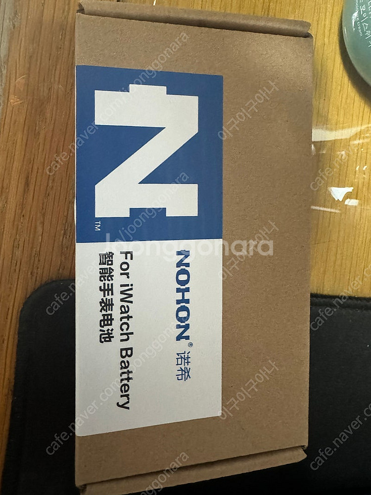 노혼 애플워치 SE/5 44mm 배터리 미개봉 팝니다--0