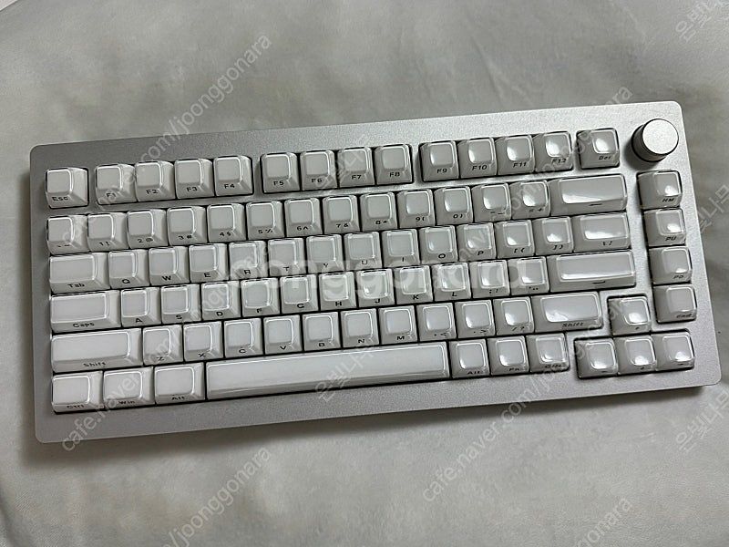 몬스긱 m1 커스텀키보드--1
