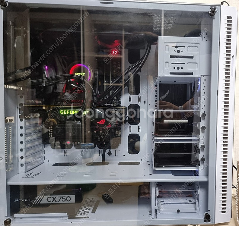 I7-8700K, 타이탄XP 게이밍PC 판매합니다.--0