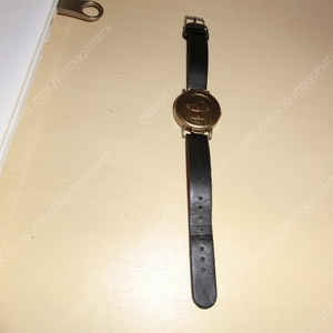 (레어)빈티지 헬로우키티 뚜껑 손목시계 made in japan 팝니다