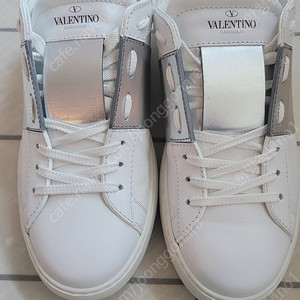 발렌티노 (valentino)