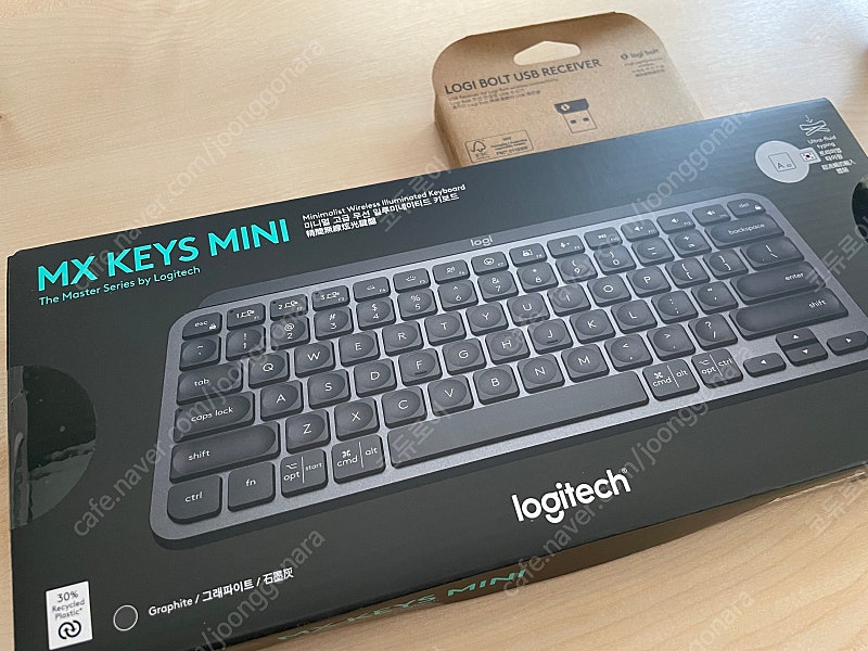 로지텍 mx keys mini 미개봉 그래파이트 / 페일그레이 (로지 볼트 포함, 택포 8만원)