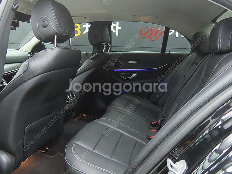 벤츠E-클래스 W213 E220d 4MATIC 아방가르...--5