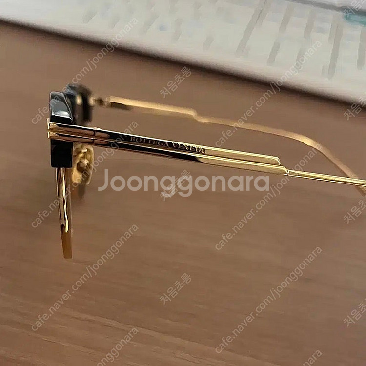 보테가베네타 선글라스 (새상품급)--3