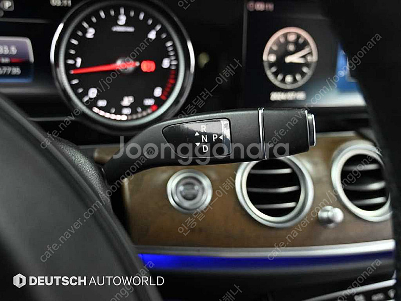 벤츠E-클래스 W213 E220d 4MATIC 익스클루...--8