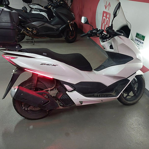 Pcx 125 21년식 17000주행