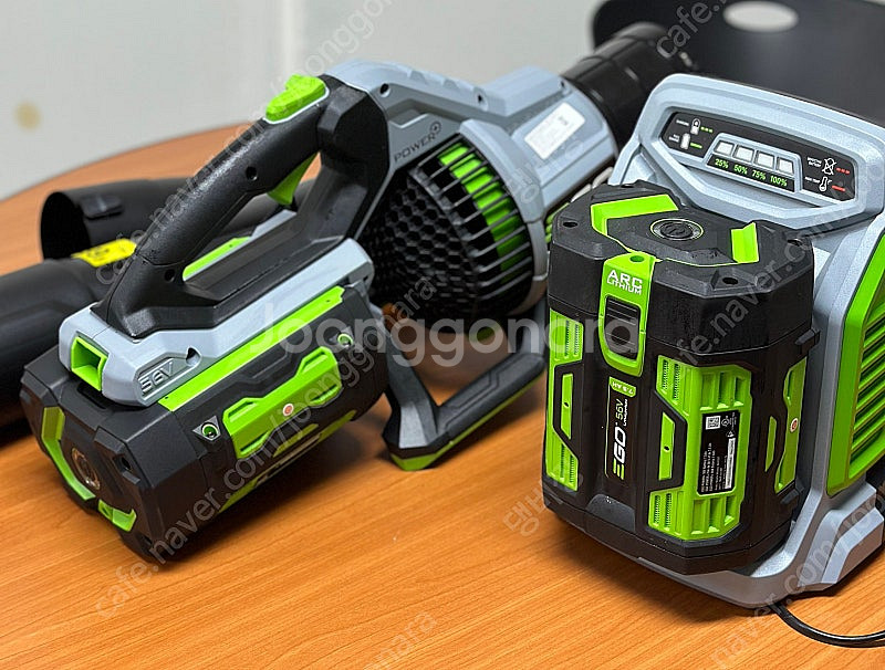 EGO파워 송풍기 LB7650E 7.5A.H 배터리2개...--2