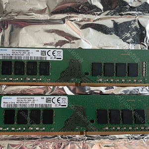 삼성 DDR4 16GB 2666V 램 2개 판매합니다