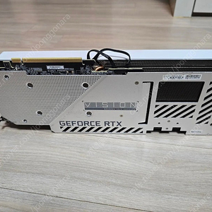 기가바이트 3070ti 화이트카드 판매합니다