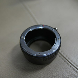 니콘 렌즈 - 소니 카메라 렌즈 컨버터 팝니다. (미사용)