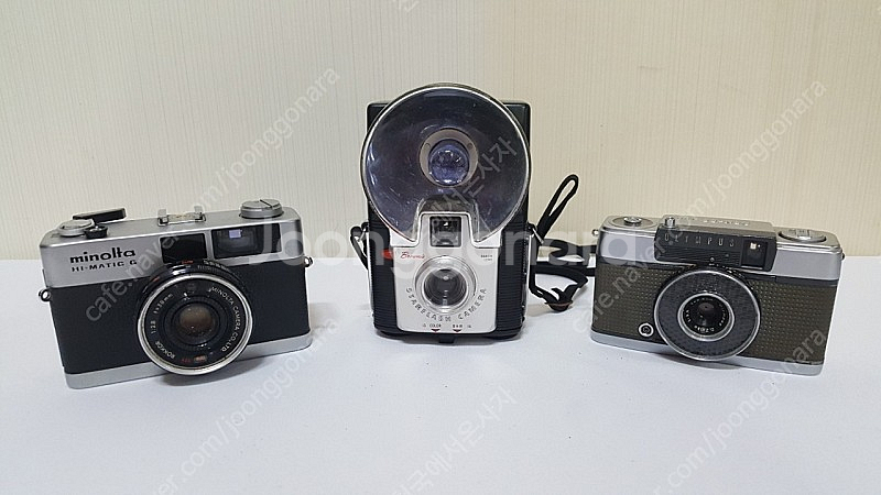 엔틱/빈티지/수집/소품)필름카메라 2점 코닥/올림푸스--0