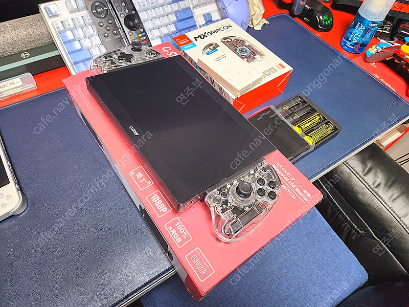 [판매중] G-STORY 닌텐도 스위치 10.1인치 휴대용 모니터+MX그립콘(투명)+배터리 4개+고급충전기등 풀세트 정리합니다.