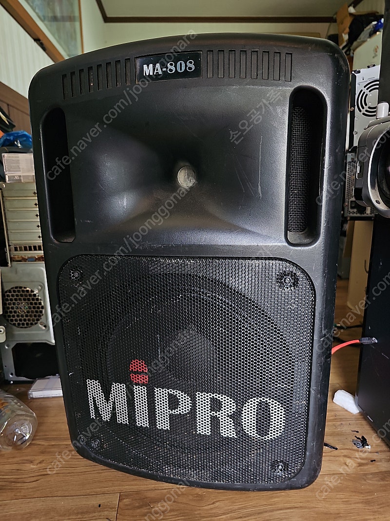 MIPRO 미프로 MA-808 충전식 이동식 포터블앰프 팝니다