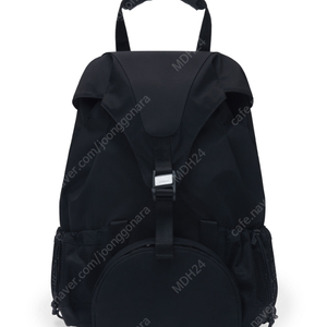 아더에러 바딘 백팩 느와르 (Badin backpack) 판매 합니다.