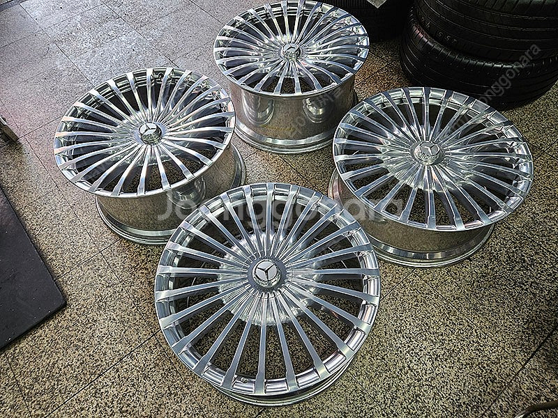 [판매] 벤츠 GLS600 GLS마이바흐 정품 23인치...--6