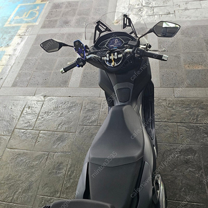 19년식 pcx125 판매합니다.