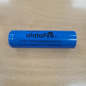 [새제품]18650 충전 건전지(3.7V / 3200mAh)