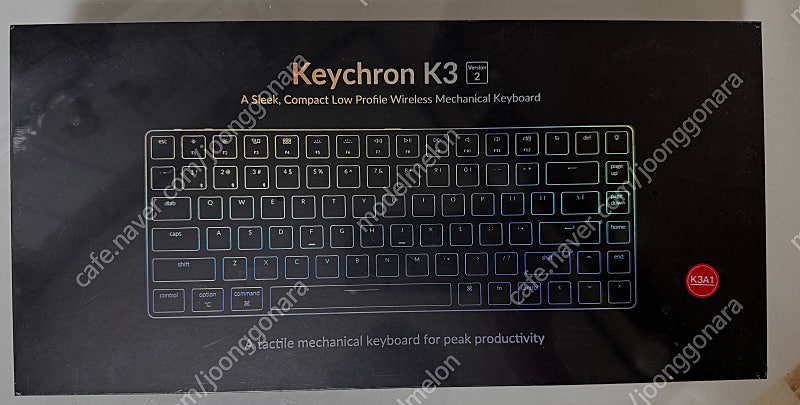키크론 K3 적축 84키 white LED 미개봉 새제품 판매합니다.