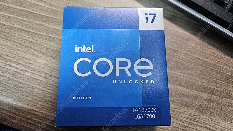 인텔 코어 13세대 i7-13700K CPU 팝니다