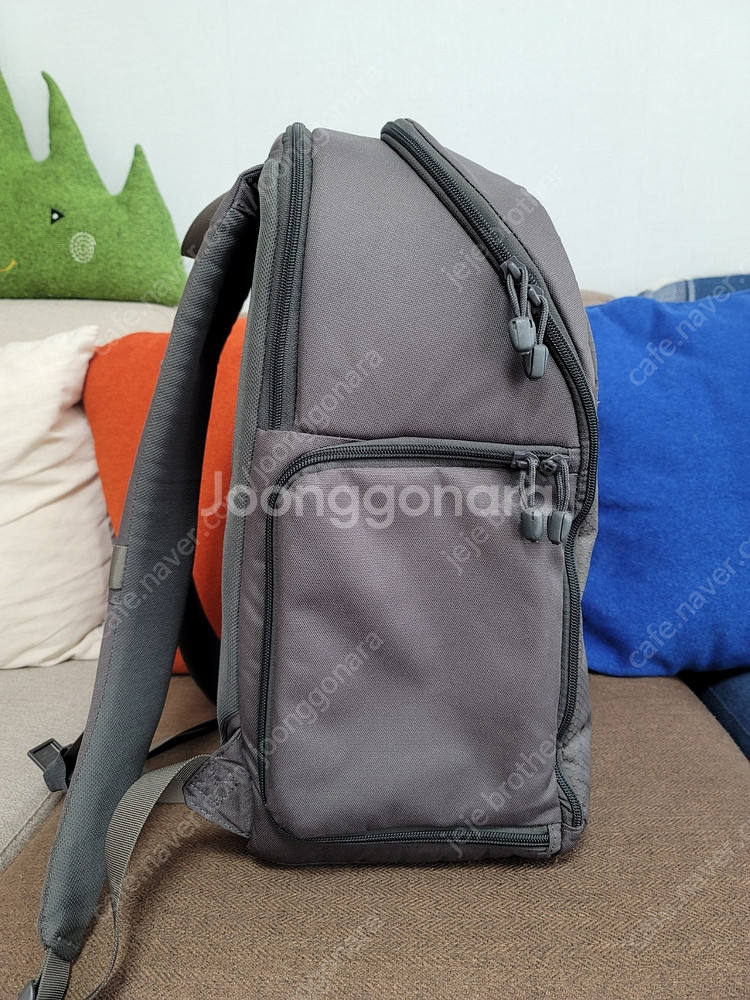 로우프로 트랜짓백팩 350AW 카메라 가방 판매합니다--3