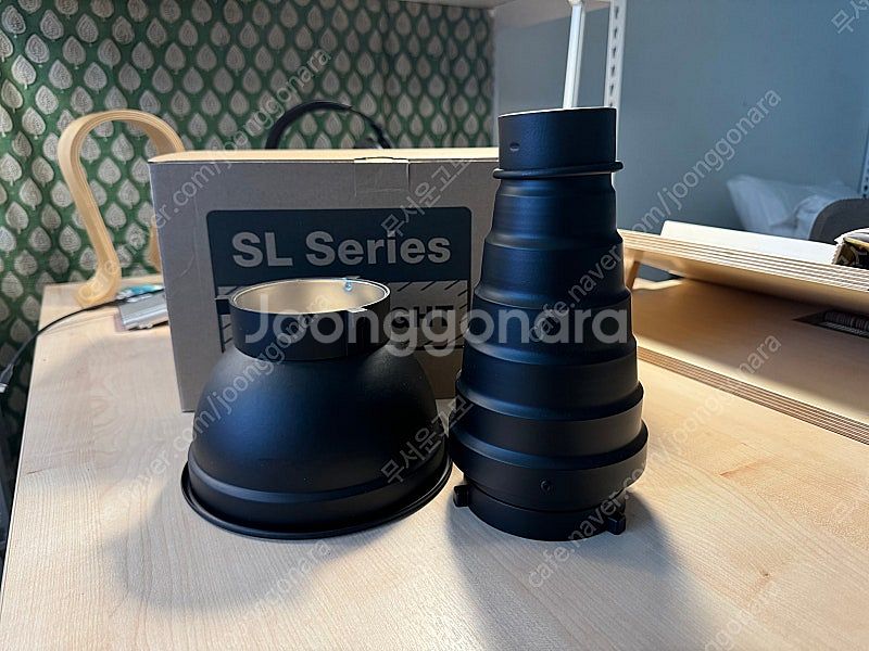 고독스 GODOX SL60W + 리플렉터 + 스누트--2