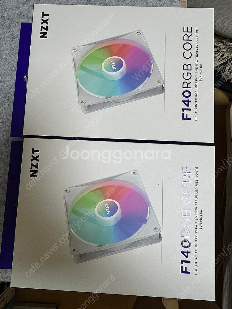 MZXT F140 RGB CORE 화이트 2개 판매--0