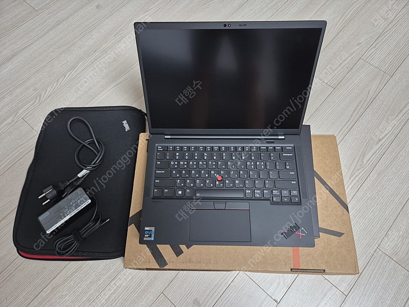 레노버 ThinkPad X1 카본 Gen9 노트북