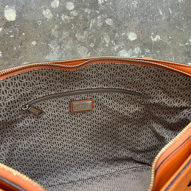 루이까또즈 크로스백 가방 토트백 메트로시티 코치 닥스 빈폴 mcm 이미지