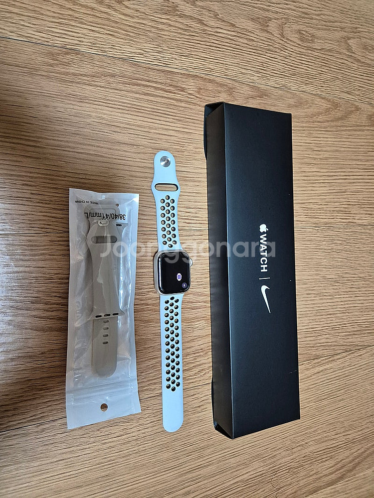 애플워치7 41mm 나이키에디션--1