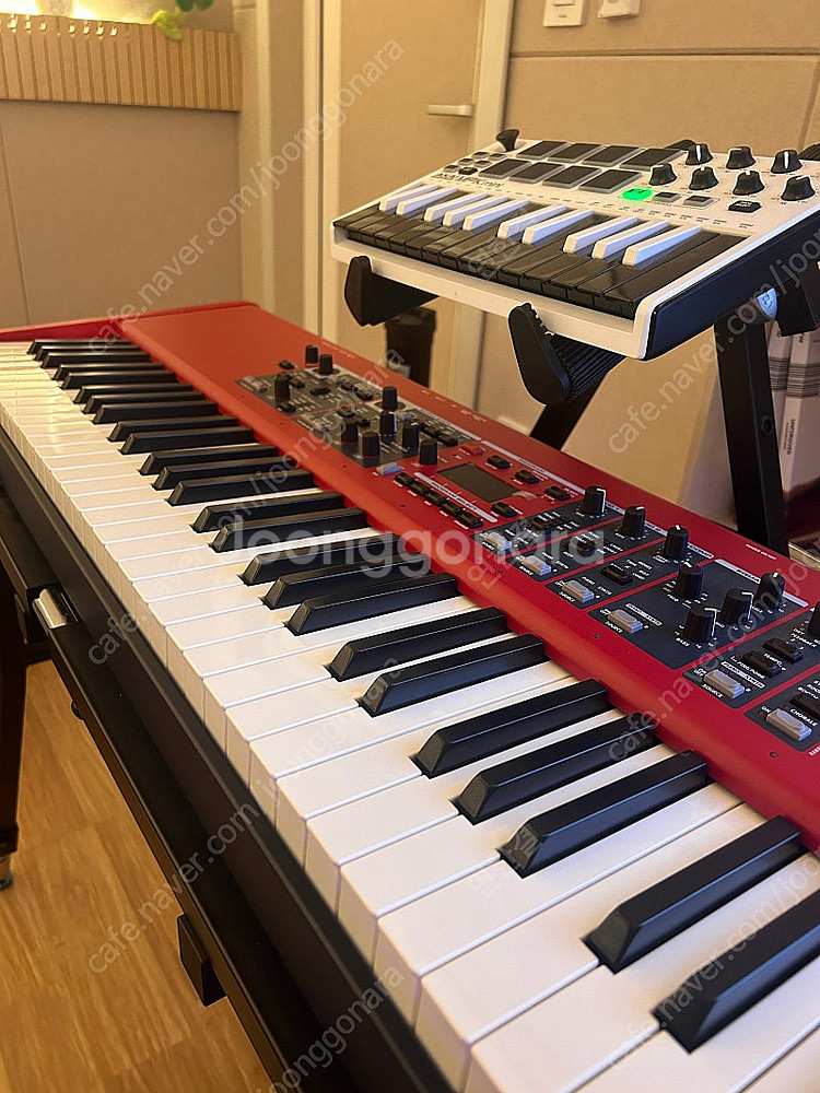 Nord piano 5 노드 피아노5 73 판매합니다--2