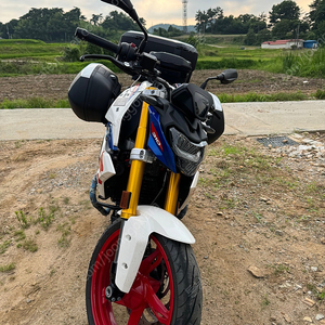 23년식 3천KM G310R 팝니다