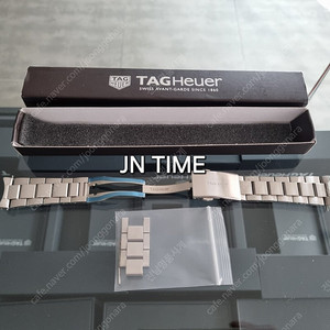 태그호이어 구형 아쿠아레이서 43mm 쿼츠 정품 브레이슬릿(러그 21.5mm)