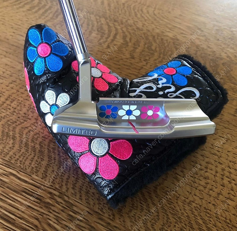 [특가]스카티카메론 2022 마이걸 34인치 퍼터--1