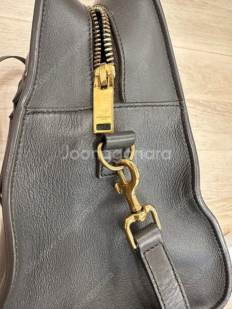 생로랑 모노그램 카바스 그레이--1