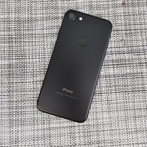 (가성비폰) 아이폰7 32G 블랙 배터리85% 검수완료 정상해지폰 13만원판매해요@@