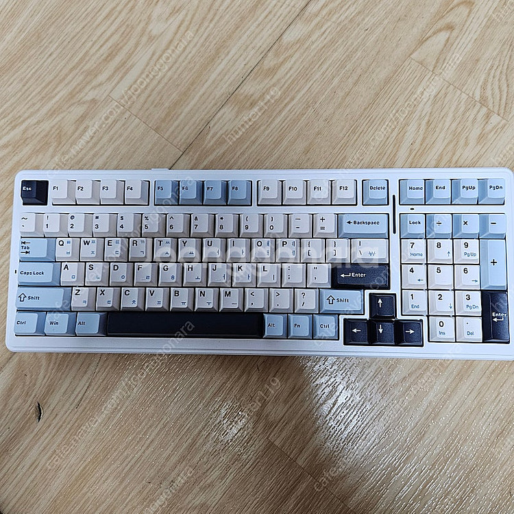 F99 독거미(경해축)키보드+ 체리 한글 키캡 판매합니다--3