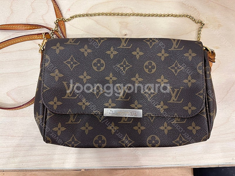 루이비통 페이보릿 크로스백--0